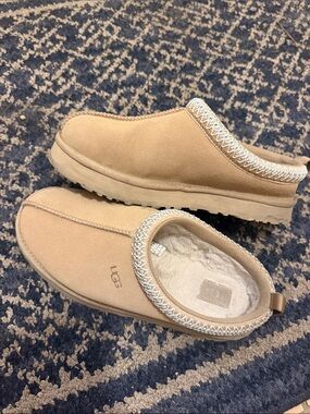 UGG tasman II in sand